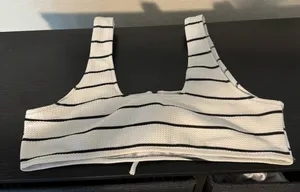 Swim suit top thumbnail 1