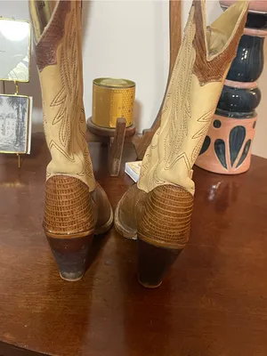 Vintage Zodiac Women’s Brown & Cream Western Cowboy Boots w/ Heel 👢🤠 thumbnail 3