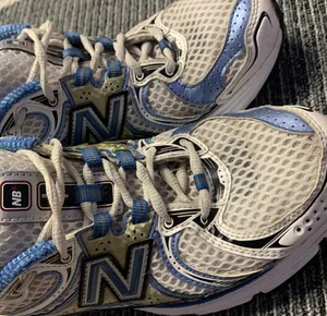 Woman’s New Balance 870s thumbnail 3