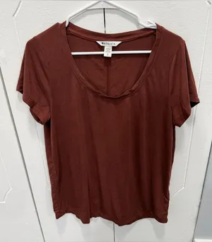 Athleta Rust Stratus II Short Sleeve thumbnail 1