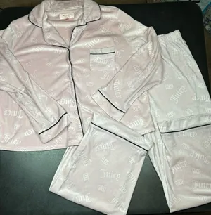 Juicy Couture Size XL Pink Velour All Over Logo Pajama Set thumbnail 1