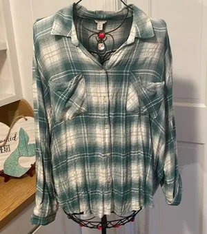 🎪🎪🎪BOGOHO 🎪🎪🎪Cato Plaid Button Up Top thumbnail 1