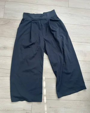 Lululemon pants thumbnail 1