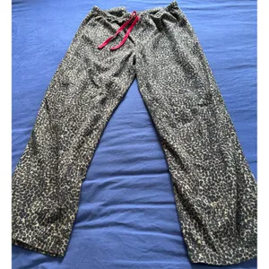 Anne Klein Womens Leopard Print Fleece Pajama Set Large Brown Red Trim L 14-16 thumbnail 12