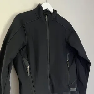 REI Women’s Softshell Fleece Lined Full Zip Hiking Jacket Black Size Medium thumbnail 3