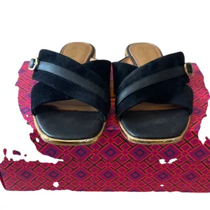 Tory‎ Burch Delaney 5mm Sandals Perfect Black Suede Leather 8 thumbnail 3