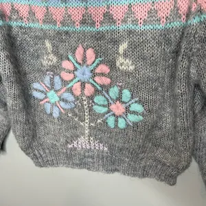 VINTAGE Gray pullover floral flower embroidered mock neck sweater wool medium thumbnail 4