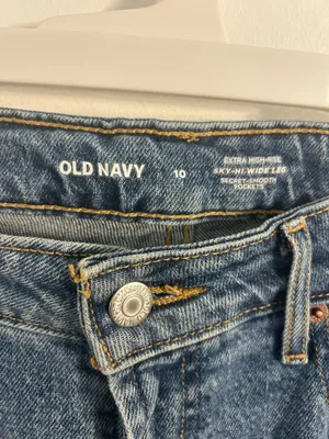 Old Navy High-Rise Wide-Leg Jeans thumbnail 3