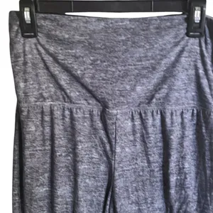 Super soft Gray High-Waisted fold over Leggings size medium thumbnail 2