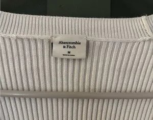 Abercrombie Ribbed cropped cream sweater thumbnail 3