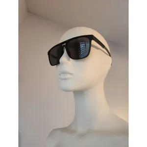 Foster Grant‎ Rectangular Sunglasses thumbnail 13