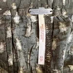 Free People Shelia Pants in Green XS thumbnail 6