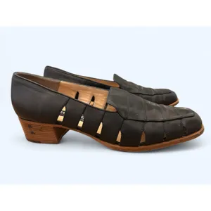 Vintage Mario Valentino Black Low Heeled Cut Out Loafer Dress Shoes size 39.5 thumbnail 9