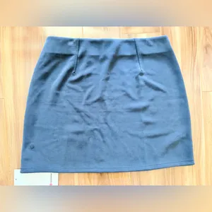 NWT Lululemon Softstreme High-Rise Mini Skirt - size M thumbnail 2