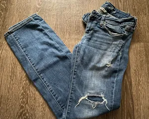 American eagle (Size 4) thumbnail 1