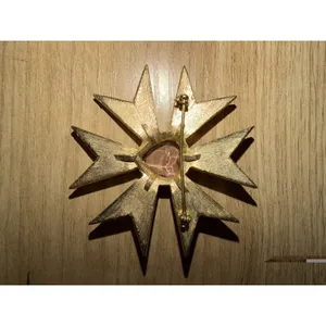 Vintage Gold Tone Maltese Cross Brooch Red and Gold Yellow Heart thumbnail 4