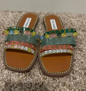 Steve Madden neon Sandals thumbnail 1