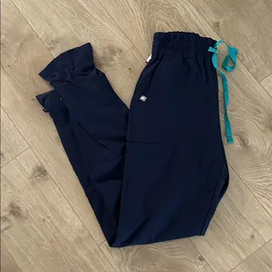Figs Womens Saumer High Waisted Fionlite Jogger Scrub Pants, Navy, Size XS, NWT thumbnail 3