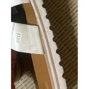 Reef Sandals thumbnail 3