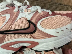 Nike V5 running shoes thumbnail 2