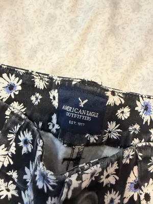 American eagle midi stretch flower shorts  thumbnail 3