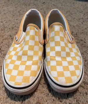 Checkered Vans Slip-On thumbnail 1