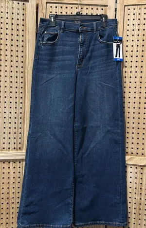 Well Worn Ladies' Wide Leg Jean size 12 nwt thumbnail 1
