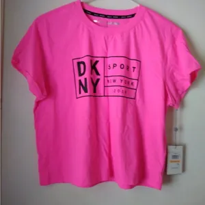NWT Dkny sport pink top small‎ thumbnail 1