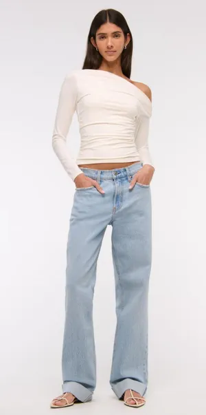 Abercrombie Low-Rise Baggy Jeans thumbnail 1