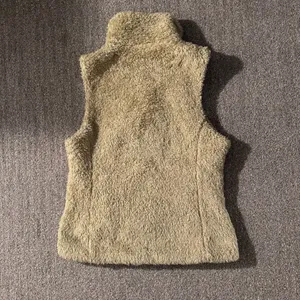 Women’s patagonia vest thumbnail 3