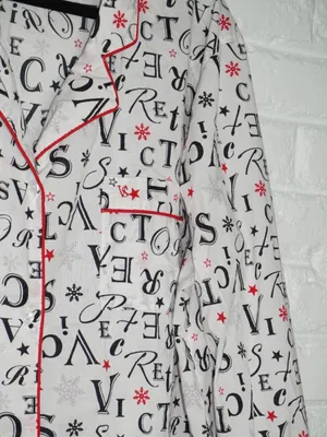 Victoria's Secret LOGO Pajama Set Size: XL Snowflake 100% Cotton Shorts thumbnail 2