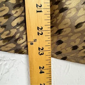 Victoria Secret Brown Animal Print Camisole Tank Top Women’s M Glam Satin Blouse thumbnail 6