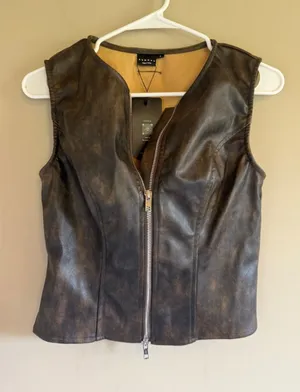 Sumwon Brown Distressed Faux Leather Vest Two-Way Zip Sleeveless Top Small NWT thumbnail 1