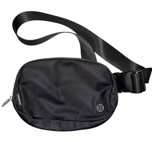 Lululemon Black 1L Everywhere Belt Bag Fanny Pack Waist Pack Bag thumbnail 1
