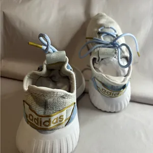 Adidas Gray Sneakers with Light Blue Accents thumbnail 6