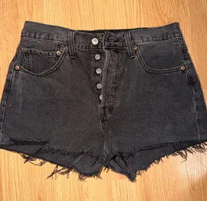 Levi Strauss High-Rise Black Distressed Women’s Denim Shorts thumbnail 1