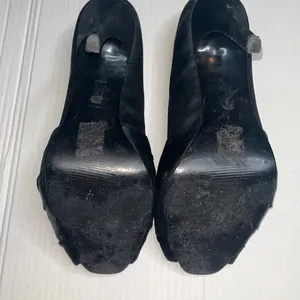 Black Wedding guest heels Size 9 thumbnail 5