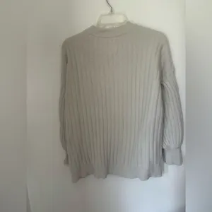 Aerie Wide Ribbed Crewneck Sweater Size Small Gray thumbnail 6