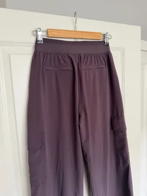 Athleta Brooklyn Heights High Rise Purple Cargo Pants Size 0 thumbnail 7