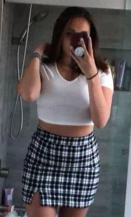 Garage Skirt thumbnail 1