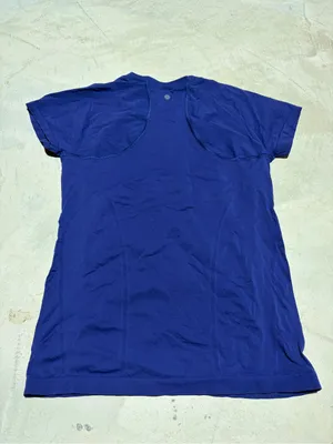 Athleta Women's Crew Neck workout Tee blue large thumbnail 4