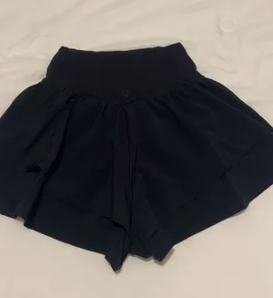 Aerie Shorts Flowy thumbnail 1