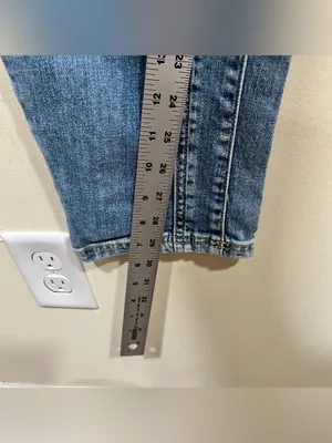 Anthropologie Pilcro the Wanderer Jeans Relaxed Fit Cuffed - Double Button Front thumbnail 4