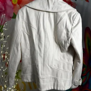 E4. Guess white peacoat with gold embroidery Size M thumbnail 3