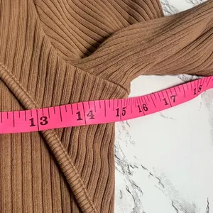 Agolde Lyza‎ Cut Out Rib Top tan Sz M thumbnail 6