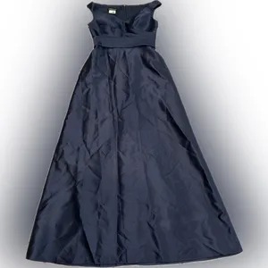 NWOT Alfred Sung Midnight Off the Shoulder Satin Gown Navy D11S 8 R thumbnail 4