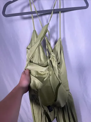 Forever 21 Womens Green Open Back Satin Maxi Dress New Medium thumbnail 4