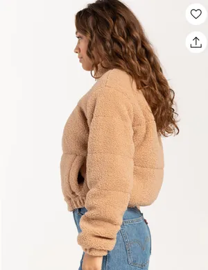 Tilly's Puffer jacket in like new condition, worn maybe two or three times thumbnail 4