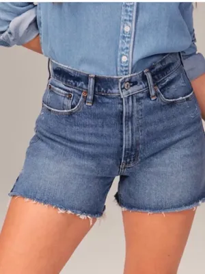 Abercrombie & Fitch A&F The Mom Shorts Curve Love Denim Jorts Denim 4 27 NEW NWT thumbnail 1