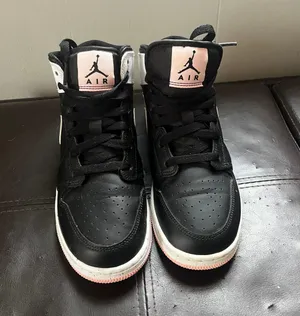Air Jordan High Top 1 thumbnail 2